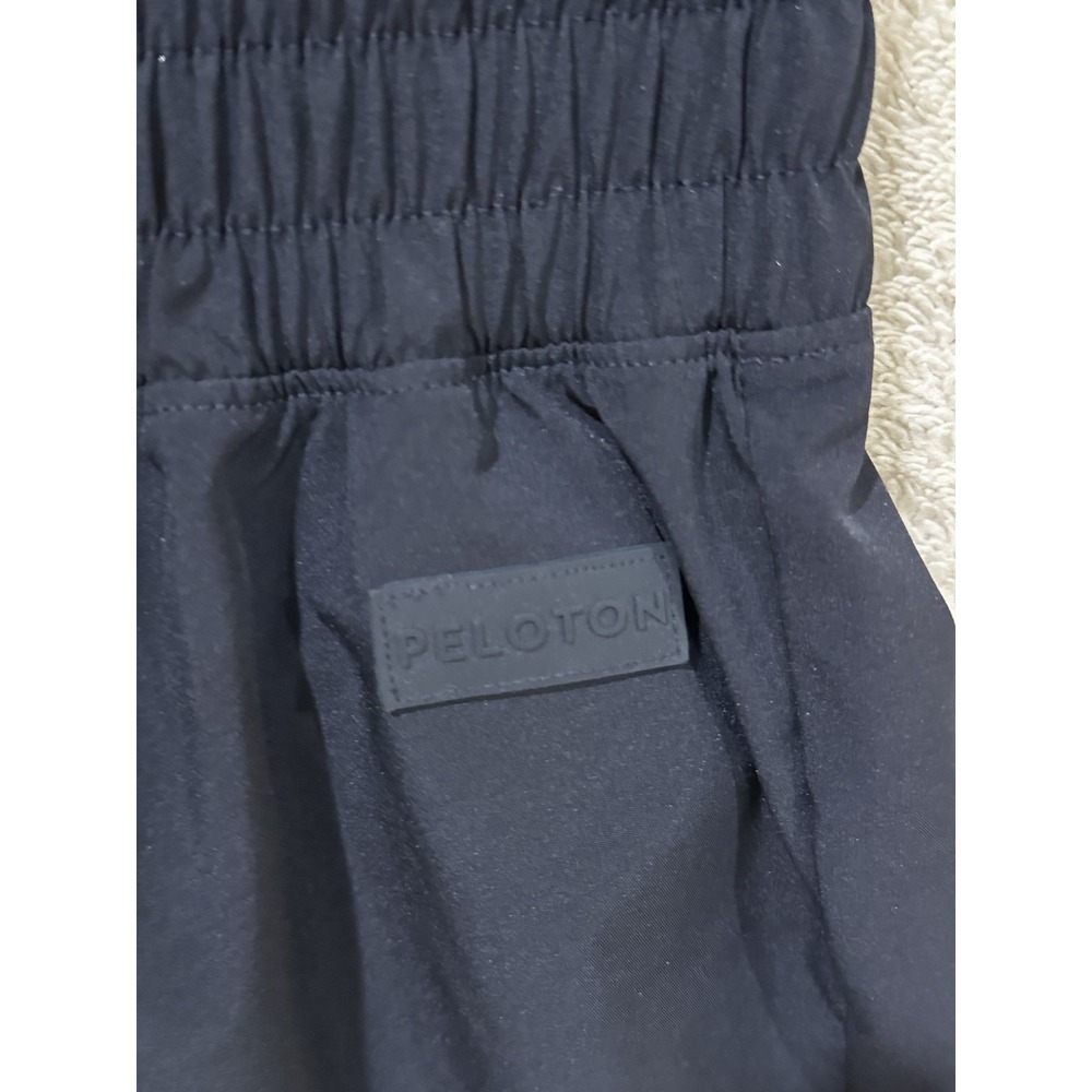 PELOTON Women's Navy Lined Polyester Spandex Gym Running Shorts Size M - Picture 2 of 8